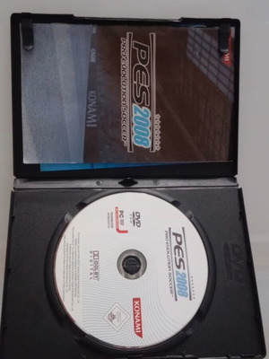 Pro Evolution Soccer 2008 PC game used