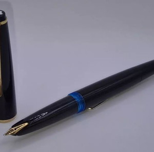 Montblanc - 32 mit 585 Goldfeder