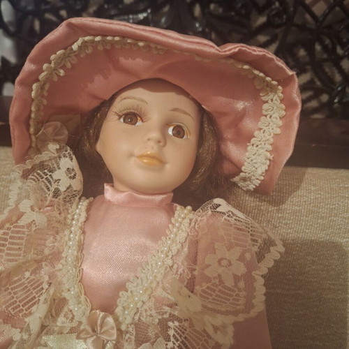 Vintage porcelain doll 40 cm with pink -  17,00 - Vendora.cy