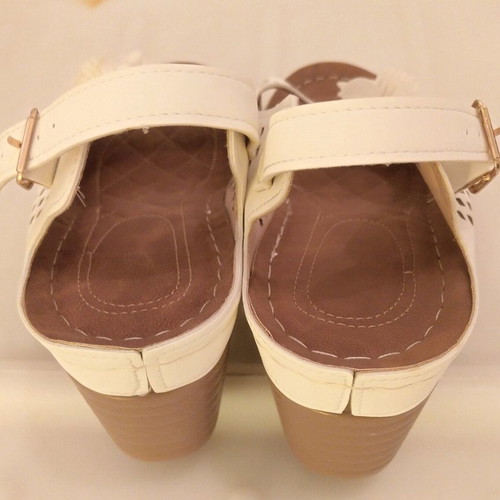 Women's white sandals size 41 new, anatomical and lightweight