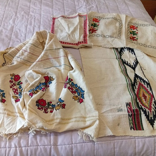 Embroidery new, various types including hooded, etamine, unfinished and canvases