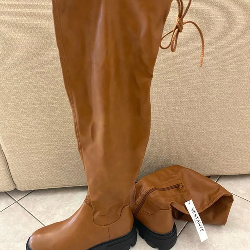 Brown over-the-knee boots like new, size 39