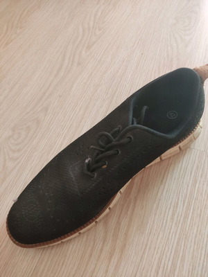 Men's casual shoes size 42 like new, black