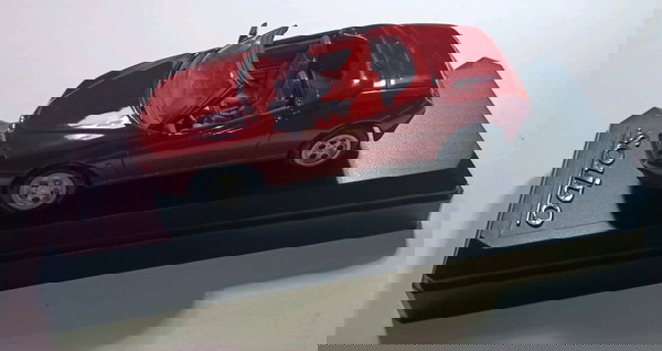 ALFA ROMEO SPIDER 1999 ΣΕ ΚΛΙΜΑΚΑ 1/43 ΚΑΙΝΟΥΡΙΟ ΣΤΟ ΚΟΥΤΙ ΤΟΥ