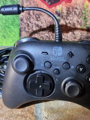 Hori Wired Controller Horipad Turbo Black for Nintendo Switch like new