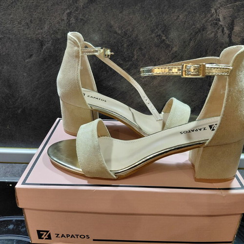 Zapatos beige sandals with thick heel new