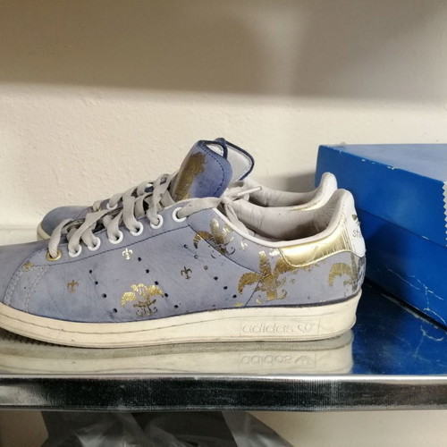 Adidas Stan Smith X krsn used, blue with gold designs, size 44 2/3