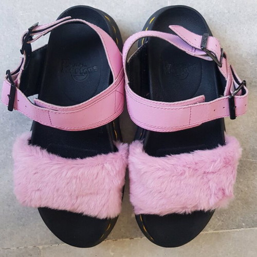 Dr Martens sandals with pink fur like new, size 37