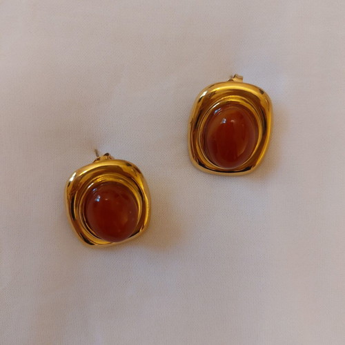 Vintage gold earrings with oval red ceramic stone like new