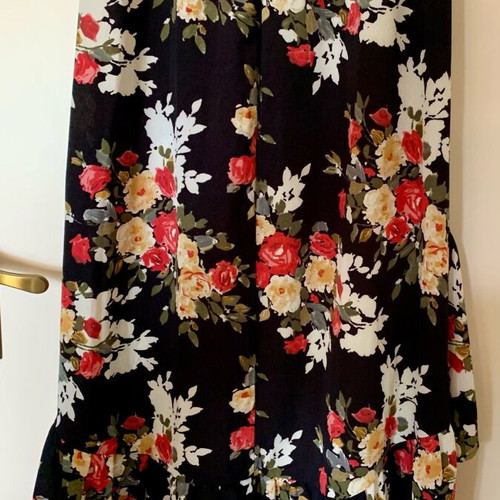 Women's dress like new with floral pattern size M