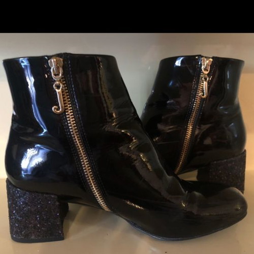Juicy Couture ankle boots used, size 37, black patent leather