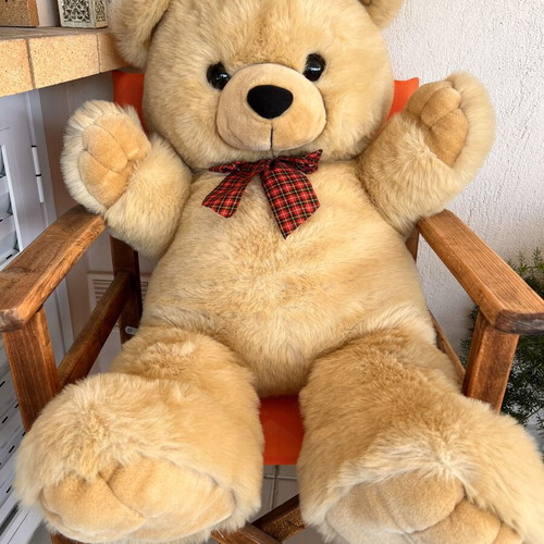 Giant teddy bear with checkered bow, like new