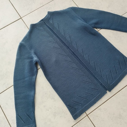 Knitted wool cardigan new, blue, size M