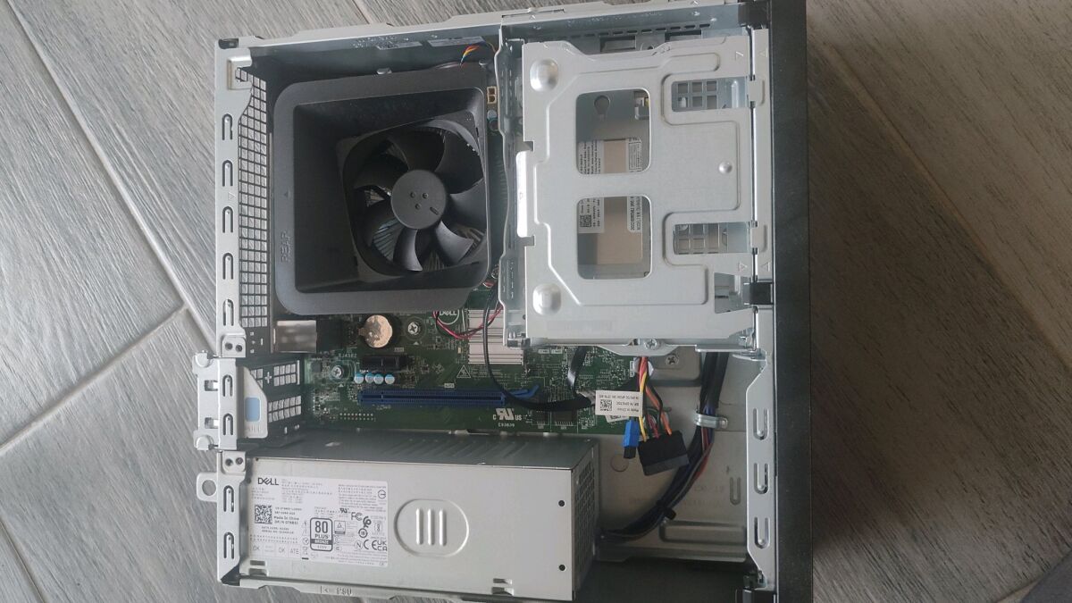 Dell Vostro 3710 SFF Desktop PC like… - € 399,00 - Vendora.cy
