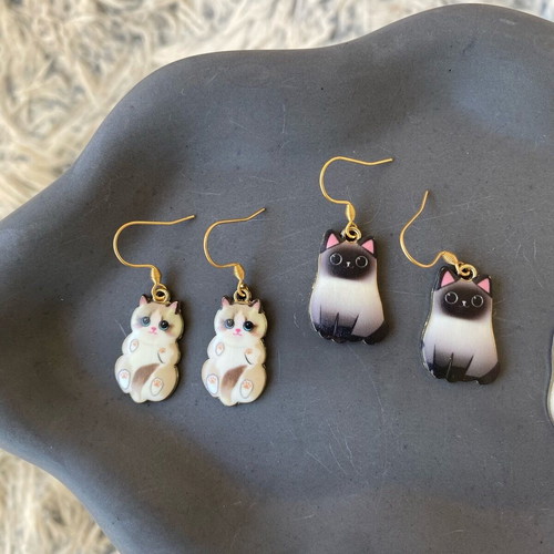 Cat earrings new, pack of 3 pairs multicolored and gold-tone
