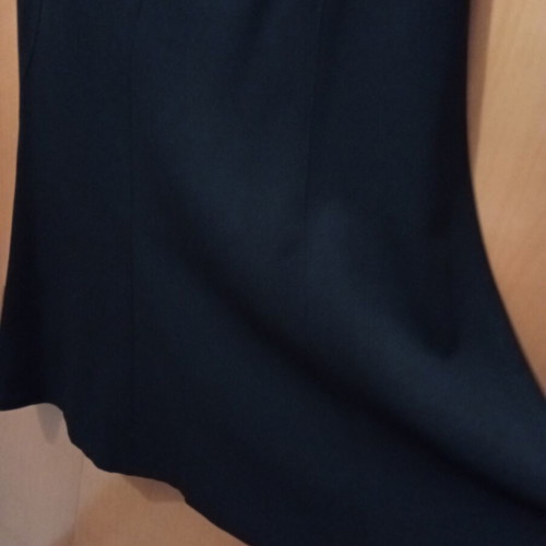 Skirt like new, black, size 5XL