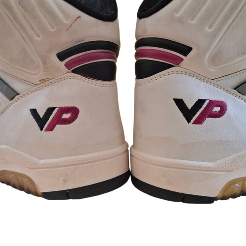 Vintage Strike VP basketball shoes size 44, new