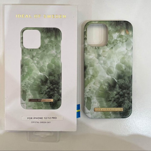 iPhone 12/12Pro case Ideal of Sweden like new