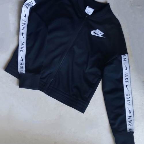 Φόρμα Nike σετ παιδική καινούργια, μέγεθος 146-156cm