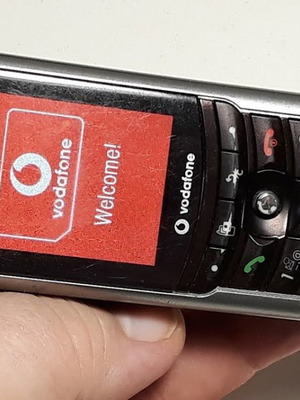 Motorola e770v μεταχειρισμένο, πλήρως λειτουργικό χωρίς φορτιστή