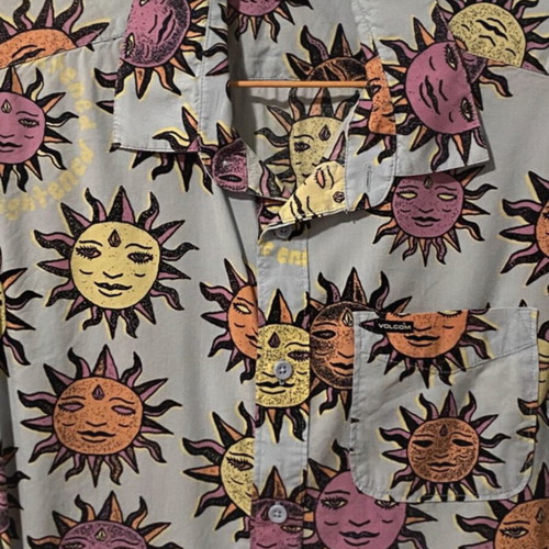 Volcom Ozzy Sun Skater Button Up Shirt like new, colorful, size S