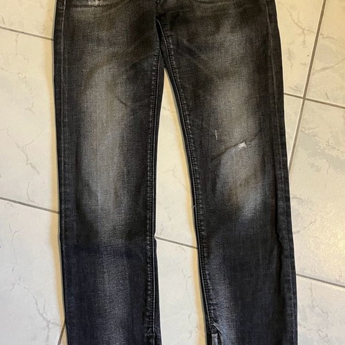 Guess jeans size 25 like new, low rise