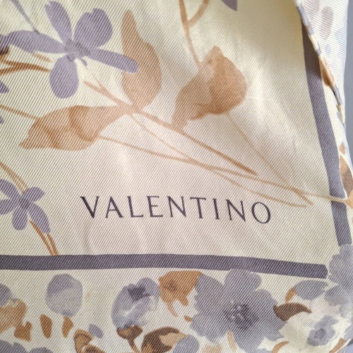 Vintage Valentino silk floral shawl like new, beige