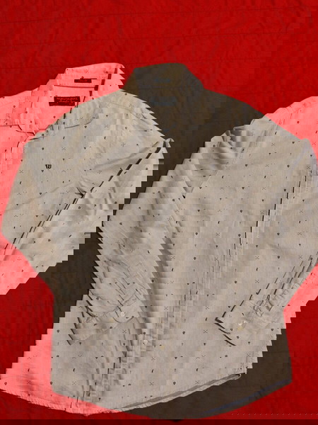 NUKUTAVAKE SHIRT