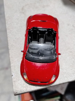 Ford Streetka 2003 used, Minichamps 1:43 red diecast