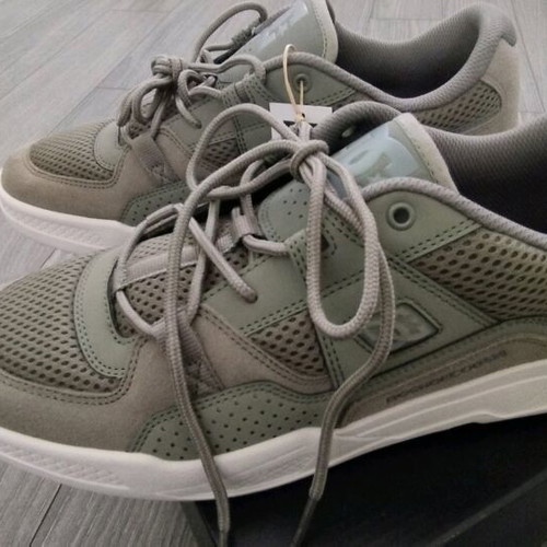 DC Construct Army shoes new, size 44