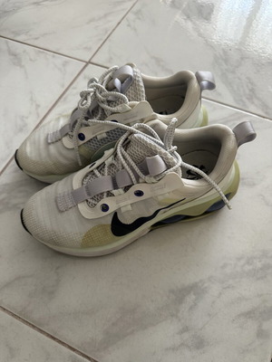 Nike Air Max sneakers used, size 38.5, white multicolor
