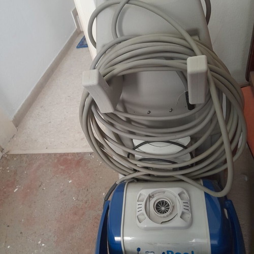 Pool Boy robot pool cleaner like new