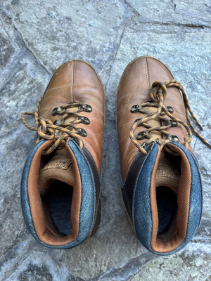 Timberland leather ankle boots like new, brown size 38