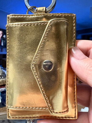Nine West Exclusive Gold Card Holder like new with chain