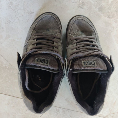 C1RCA 205 Vulc Gunmetal Gum sneakers used, size 41, gray
