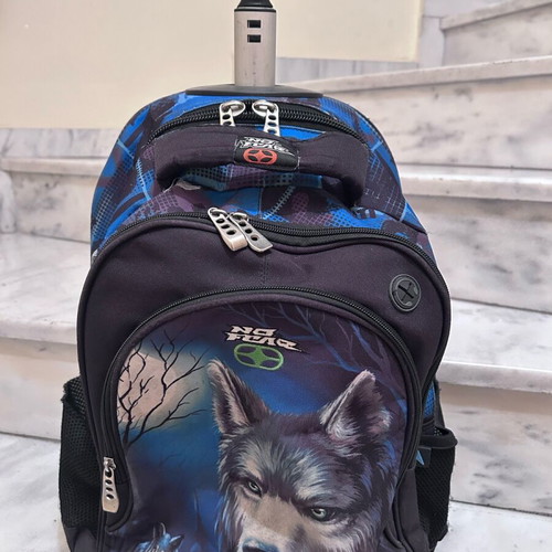 No Fear school bag used, wheeled with zippers