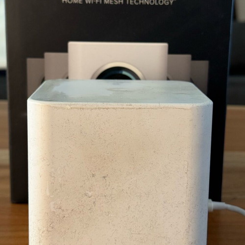 Ubiquiti AmpliFi HD AFi-R High-Performance Home Wi-Fi Mesh Router like new