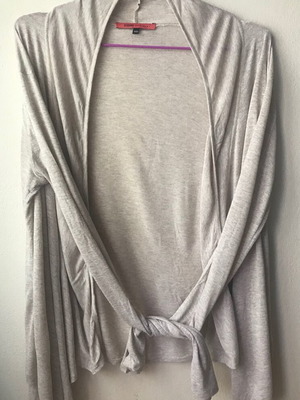 Bershka thin beige cardigan like new, size M