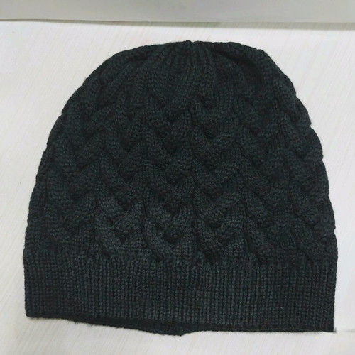 Knit caps new, pack of 2, black and beige
