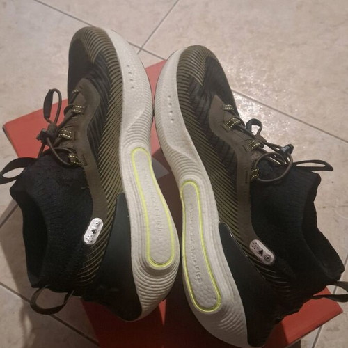 Παπούτσια Under Armour 44 ελαφρώς χρησιμοποιημένα, μαύρα αθλητικά