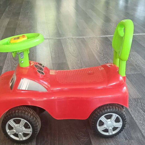 Baby walker car like new