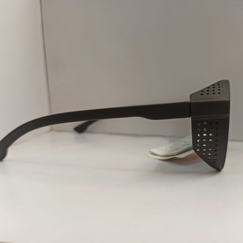 Men's sunglasses new, black, modern design