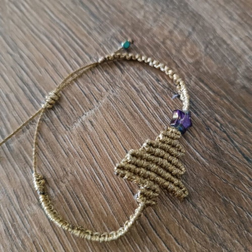 Macrame bracelet gold new with handmade tree