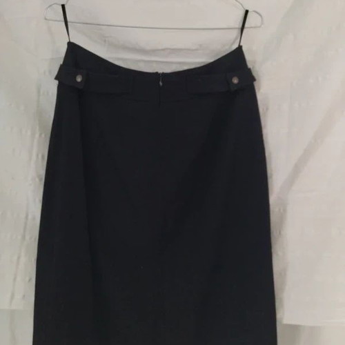 Black pencil skirt straight cut knee-length with zipper, like new size L