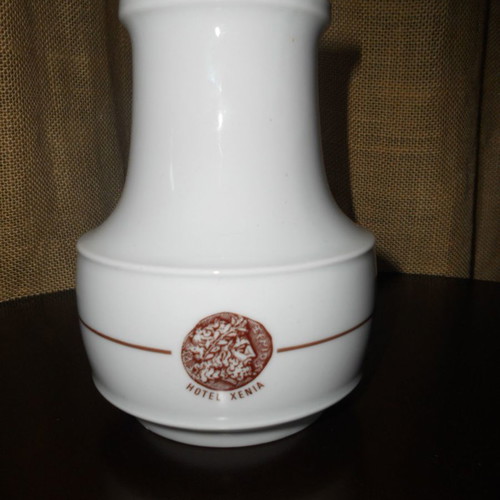 Xenia hotel vase porcelain Ionia like new