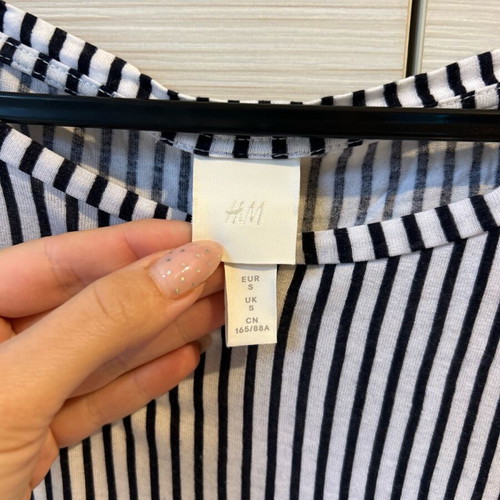 Striped H&M blouse like new, size S, black and white