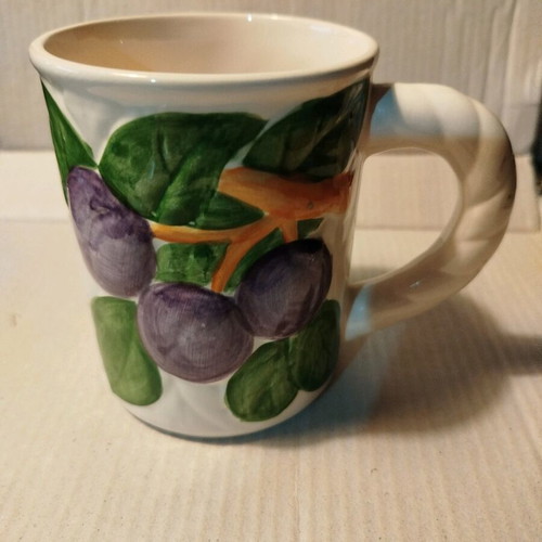 Shafford vintage 1980s embossed fruit mug used