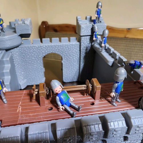 Vintage Knight Castle 6445 used, for collectors and diorama
