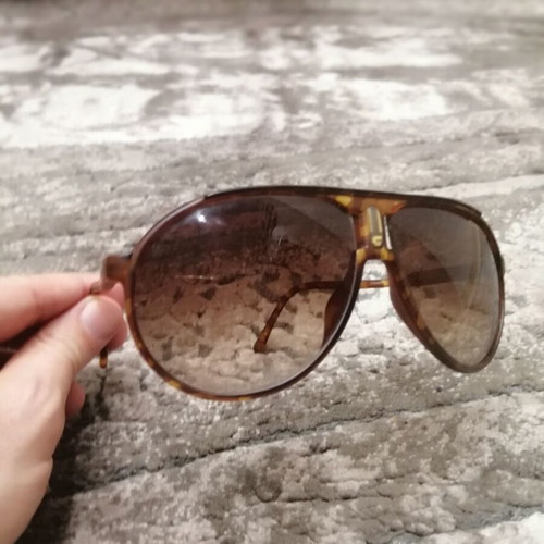 Carrera sunglasses tortoise with gradient lens like new, brown