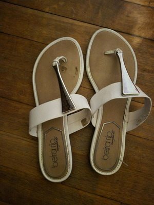 Beira Rio flip-flops used, white, size 39